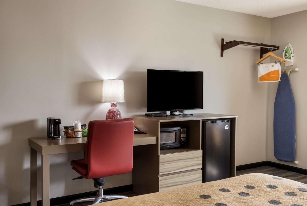 Econo Lodge Inn & Suites Canandaigua Zewnętrze zdjęcie