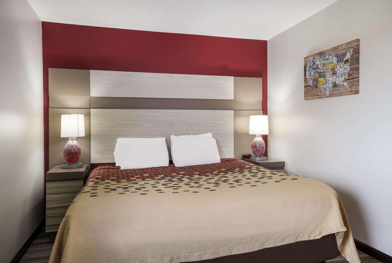 Econo Lodge Inn & Suites Canandaigua Zewnętrze zdjęcie