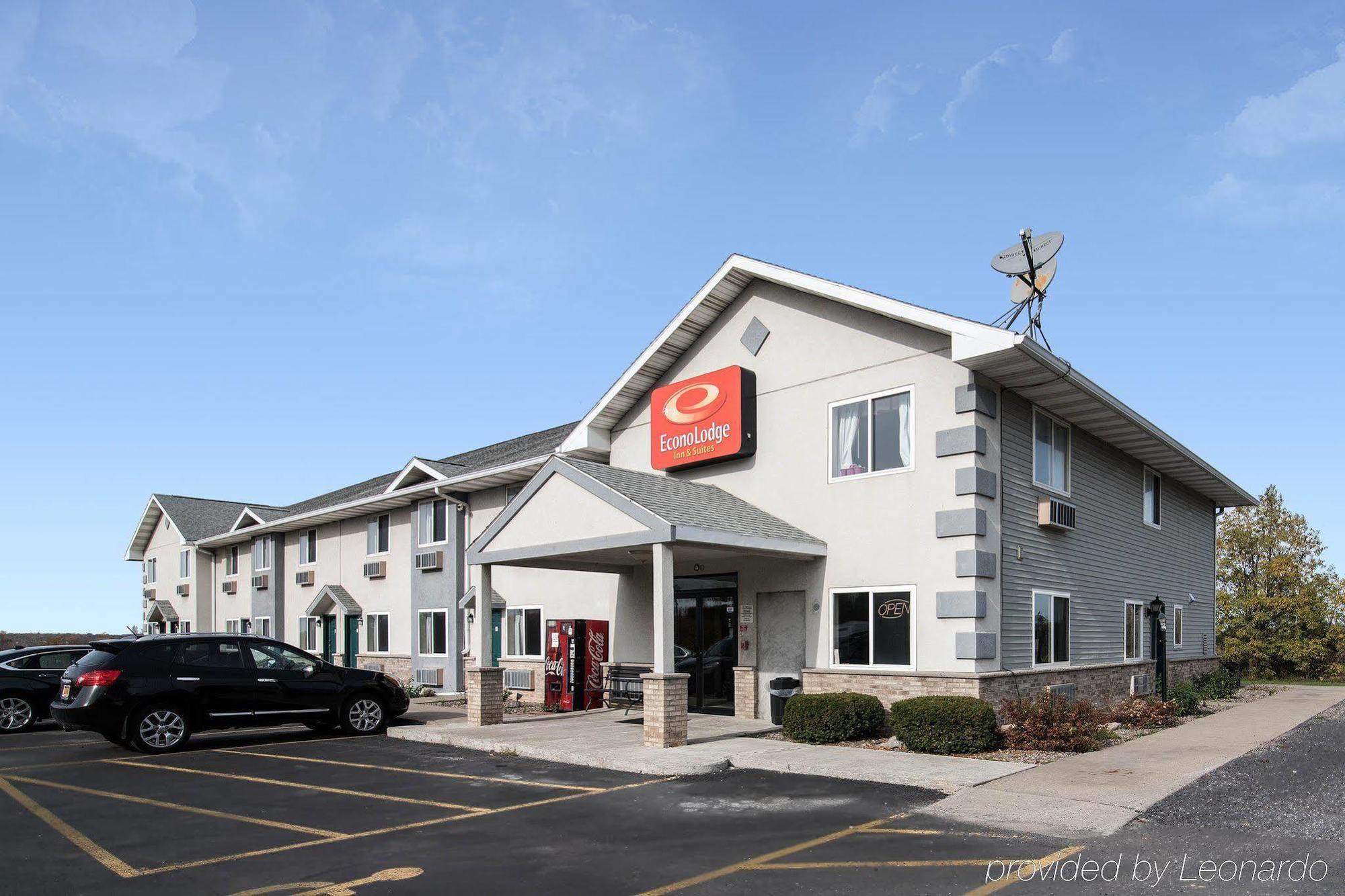 Econo Lodge Inn & Suites Canandaigua Zewnętrze zdjęcie
