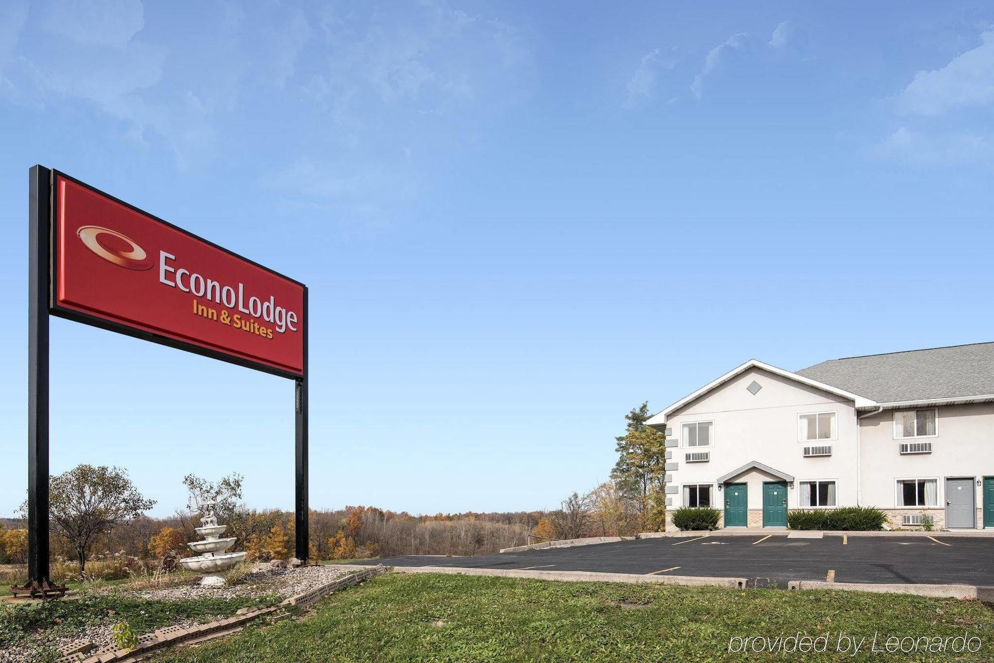 Econo Lodge Inn & Suites Canandaigua Zewnętrze zdjęcie