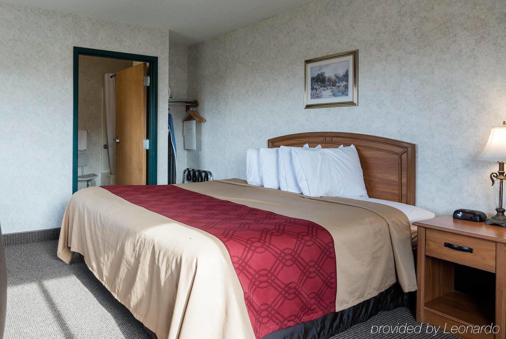 Econo Lodge Inn & Suites Canandaigua Zewnętrze zdjęcie