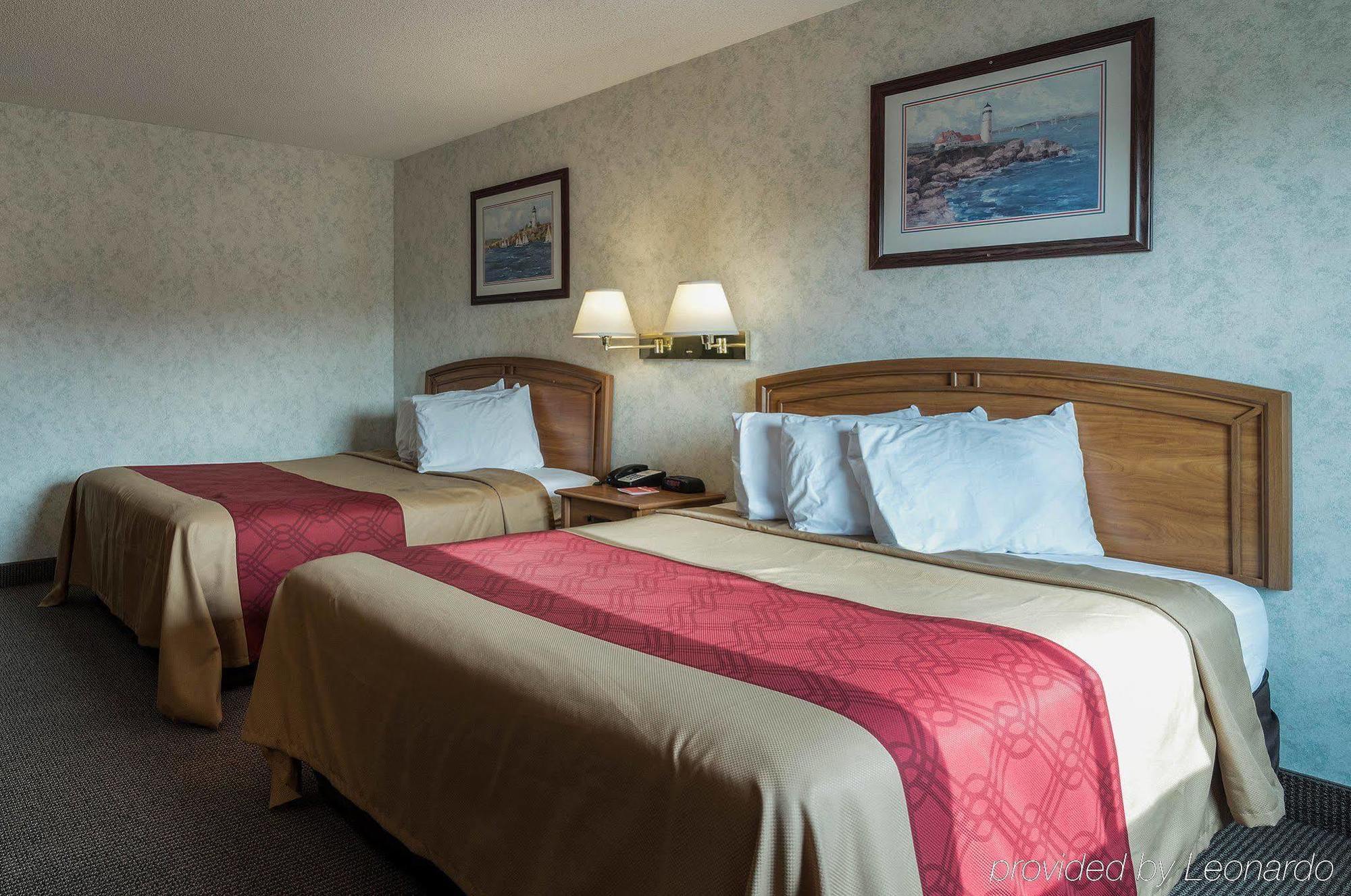 Econo Lodge Inn & Suites Canandaigua Zewnętrze zdjęcie